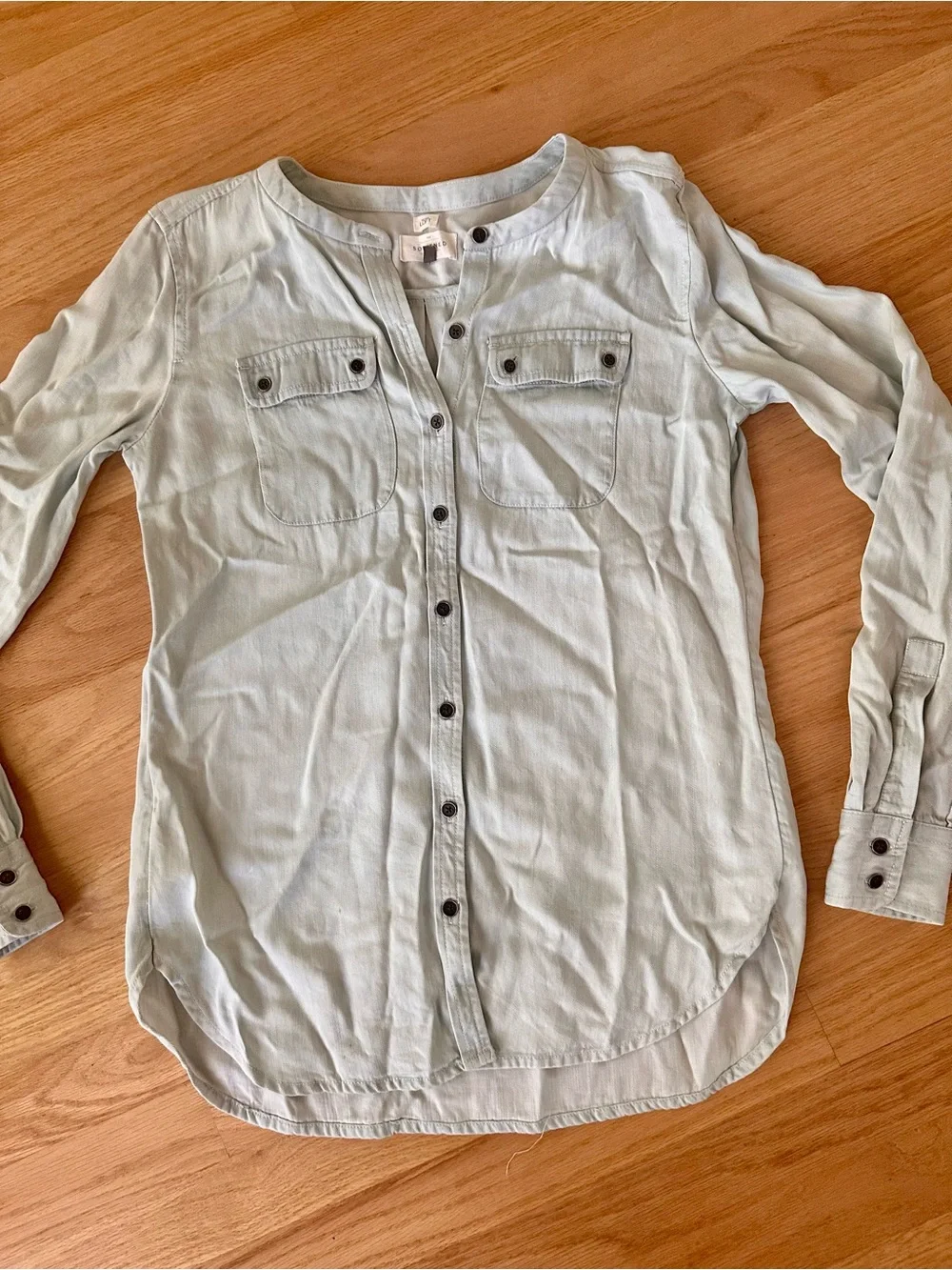 Ann Taylor Loft softened chambray shirt sz xs